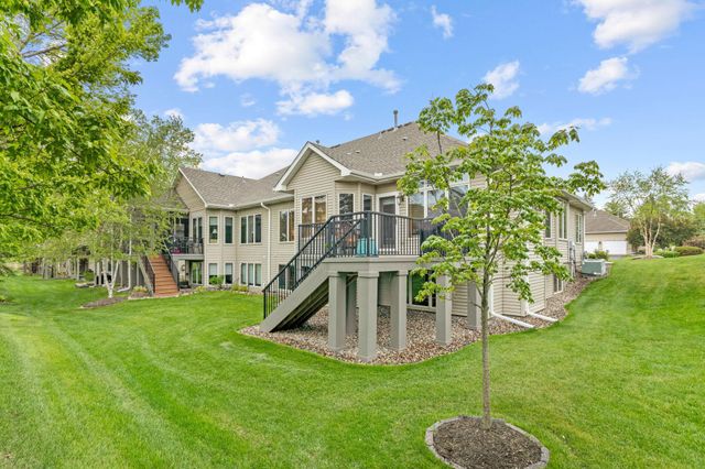 17925 39th Place N, Plymouth, MN 55446