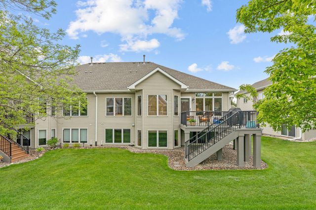 17925 39th Place N, Plymouth, MN 55446