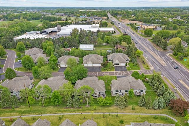17925 39th Place N, Plymouth, MN 55446