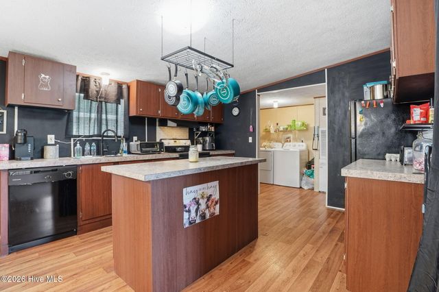 7015 Saint James Church Road, Stantonsburg, NC 27883
