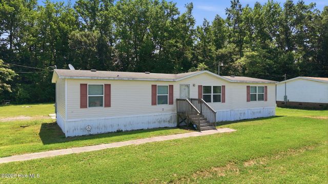 7015 Saint James Church Road, Stantonsburg, NC 27883