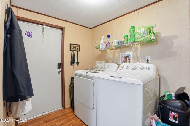 7015 Saint James Church Road, Stantonsburg, NC 27883
