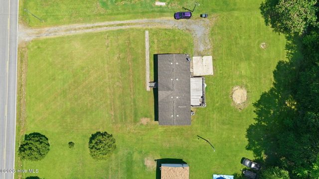 7015 Saint James Church Road, Stantonsburg, NC 27883