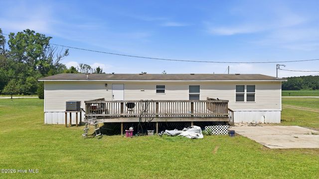 7015 Saint James Church Road, Stantonsburg, NC 27883