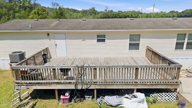 7015 Saint James Church Road, Stantonsburg, NC 27883