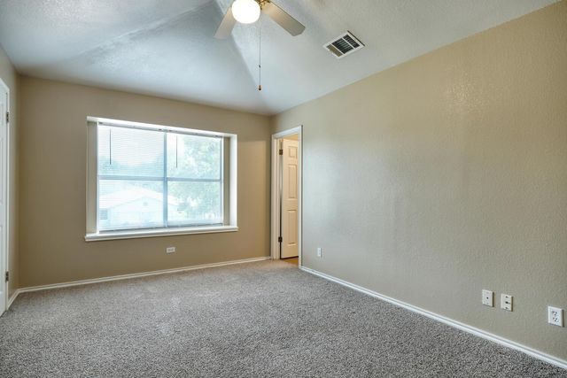8102 Willet TRL B, Austin, TX 78745
