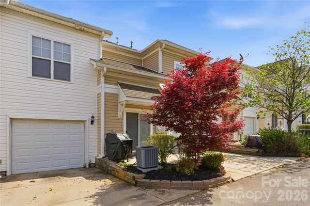 8341 Scotney Bluff Avenue, Charlotte, NC 28273