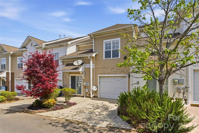 8341 Scotney Bluff Avenue, Charlotte, NC 28273