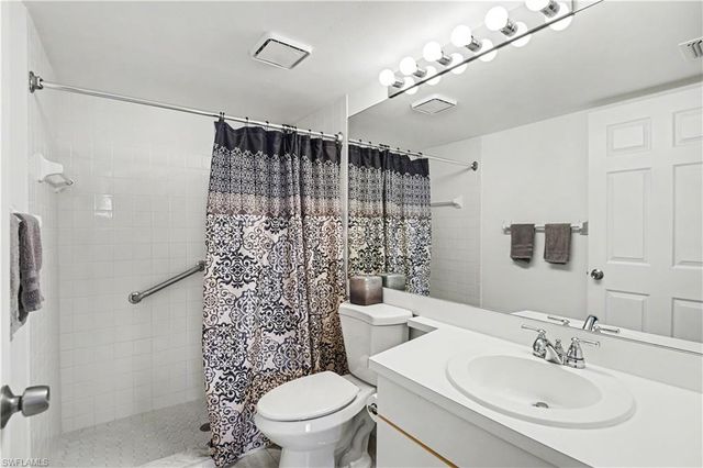 14503 Lakewood Trace CT 104, Fort Myers, FL 33919