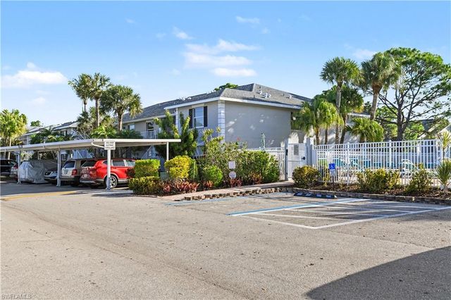 14503 Lakewood Trace CT 104, Fort Myers, FL 33919