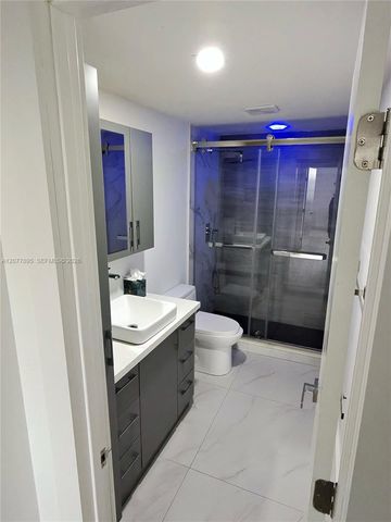 500 Bayview Drive 1723, Sunny Isles Beach, FL 33160