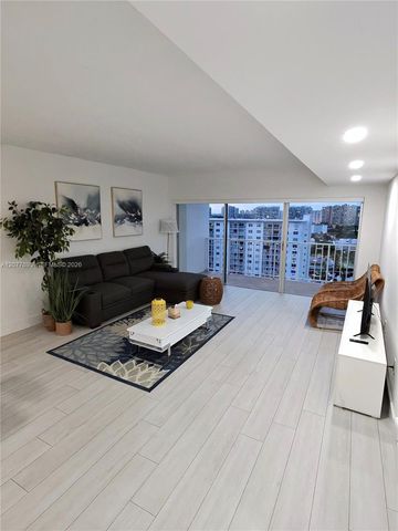 500 Bayview Drive 1723, Sunny Isles Beach, FL 33160