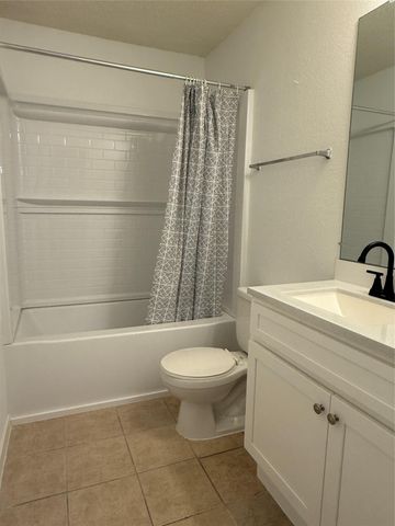 10616 Mellow Meadows DR 30-D, Austin, TX 78750