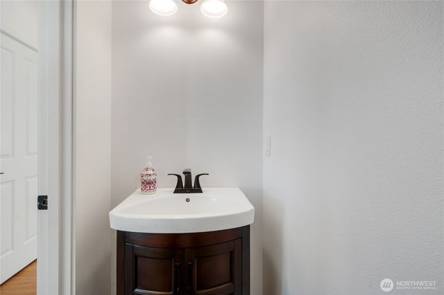 758 Tufts Avenue E, Port Orchard, WA 98366