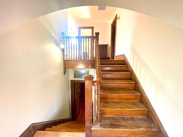 11 Montague St 3, Boston, MA 02124