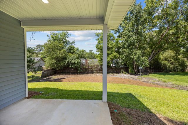 125 Ridge Road, Summerville, SC 29485