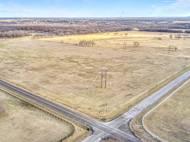 19057 E 191st Street S, Bixby, OK 74008