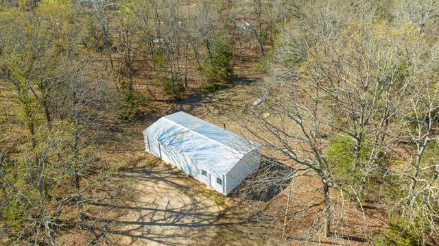 9327 HWY 82 E, Blossom, TX 75416