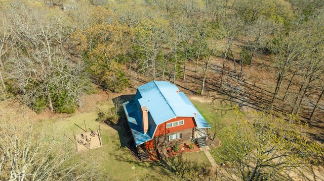 9327 HWY 82 E, Blossom, TX 75416