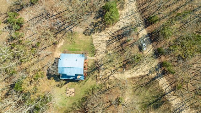 9327 HWY 82 E, Blossom, TX 75416