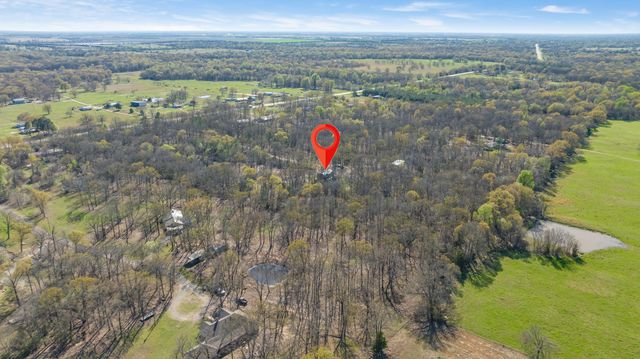 9327 HWY 82 E, Blossom, TX 75416