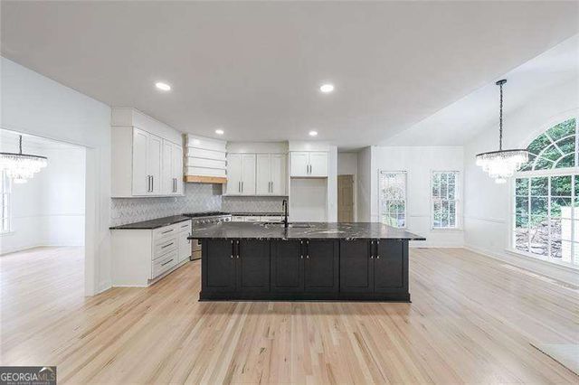 2130 Federal Road, Roswell, GA 30075