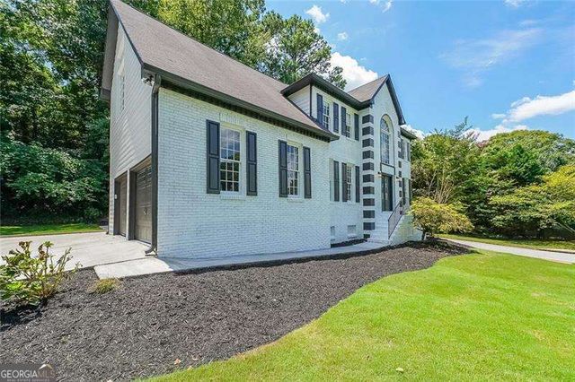 2130 Federal Road, Roswell, GA 30075