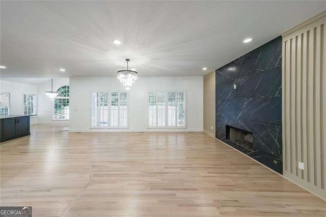 2130 Federal Road, Roswell, GA 30075