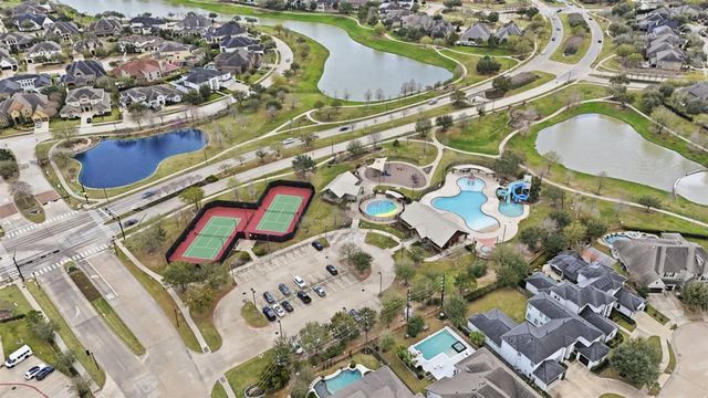 2711 Horizon Bluff Lane, Katy, TX 77494