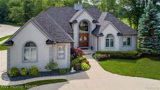 18970 BEDFORD Drive, Clinton Charter Township, MI 48038