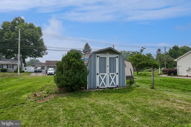 128 N CHARLOTTE ST, Manheim, PA 17545