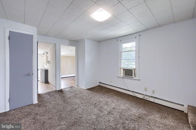 128 N CHARLOTTE ST, Manheim, PA 17545