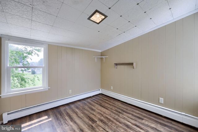 128 N CHARLOTTE ST, Manheim, PA 17545