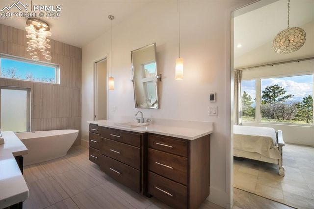 3585 Meadow Run Circle, Colorado Springs, CO 80908