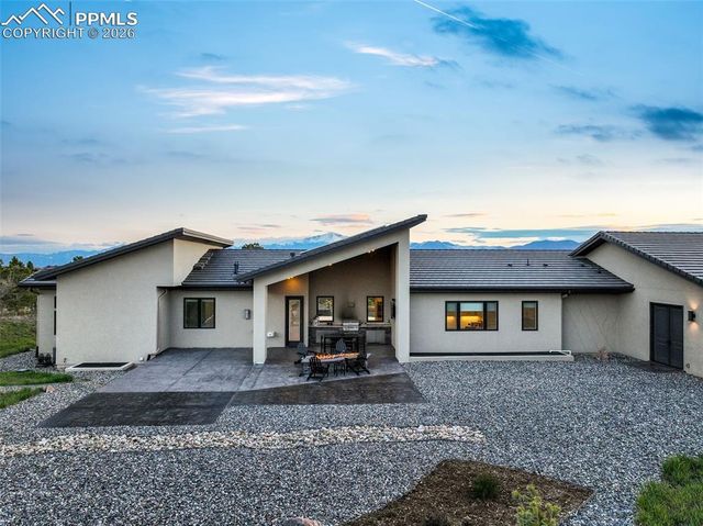 3585 Meadow Run Circle, Colorado Springs, CO 80908