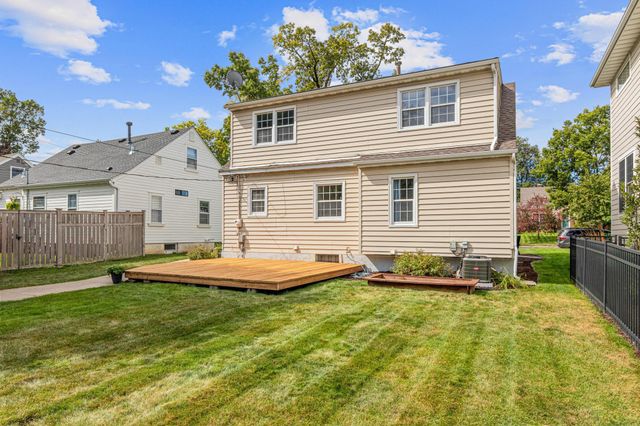 5533 Thomas Avenue S, Minneapolis, MN 55410