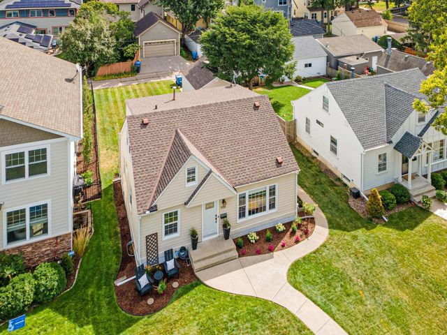 5533 Thomas Avenue S, Minneapolis, MN 55410