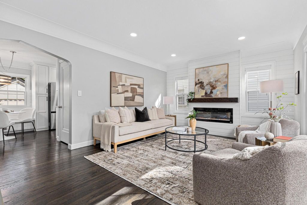 5533 Thomas Avenue S, Minneapolis, MN 55410 — photo 2
