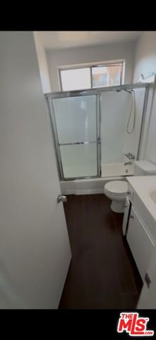 952 N Hudson Avenue, Los Angeles, CA 90038