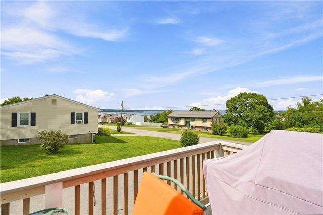 185 Kearns Avenue, Tiverton, RI 02878