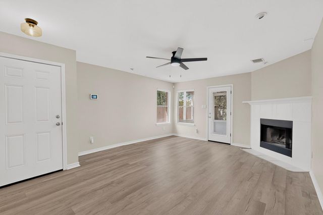 1825 Friars Tale LN, Austin, TX 78748