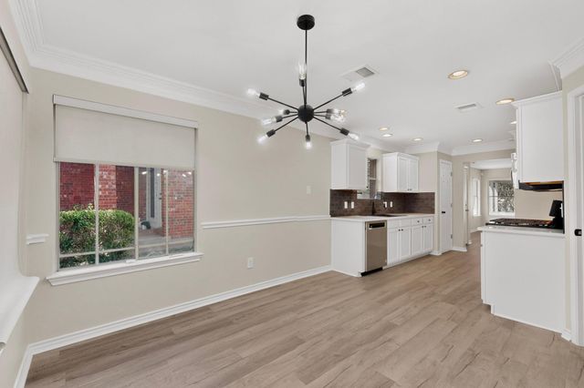 1825 Friars Tale LN, Austin, TX 78748