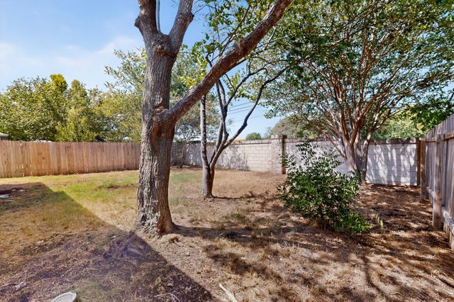1825 Friars Tale LN, Austin, TX 78748