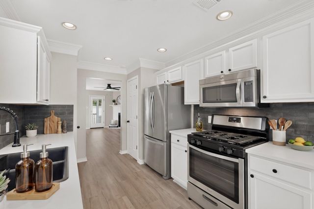 1825 Friars Tale LN, Austin, TX 78748