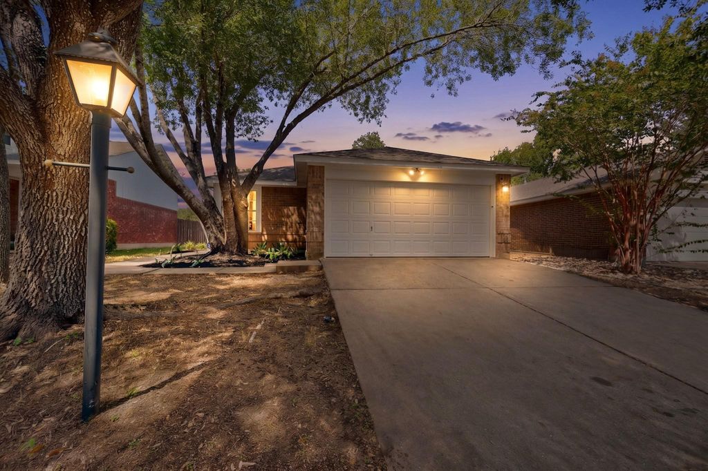 1825 Friars Tale LN, Austin, TX 78748