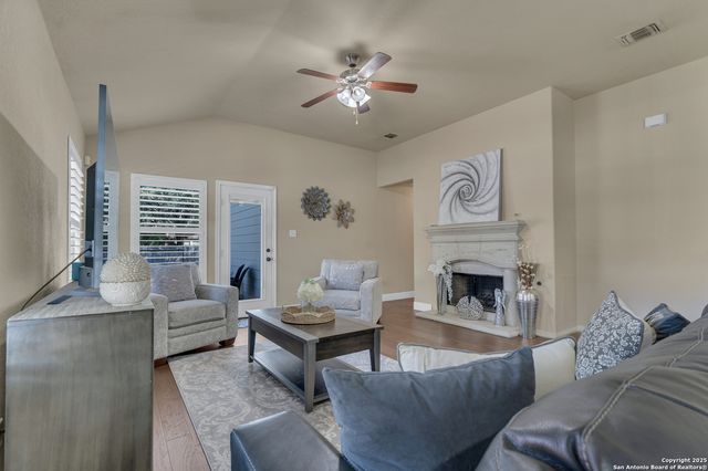 11727 Iris Way, San Antonio, TX 78253