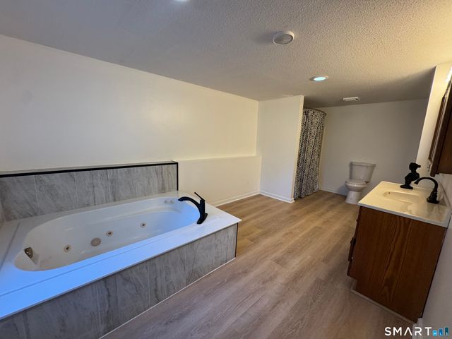 112 Woodbine Street 1, Naugatuck, CT 06770