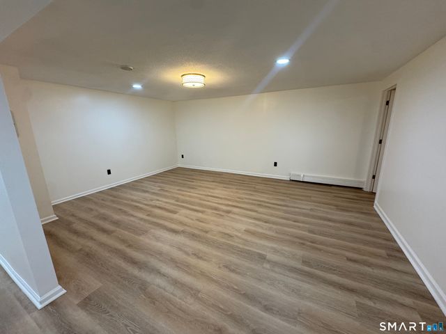 112 Woodbine Street 1, Naugatuck, CT 06770