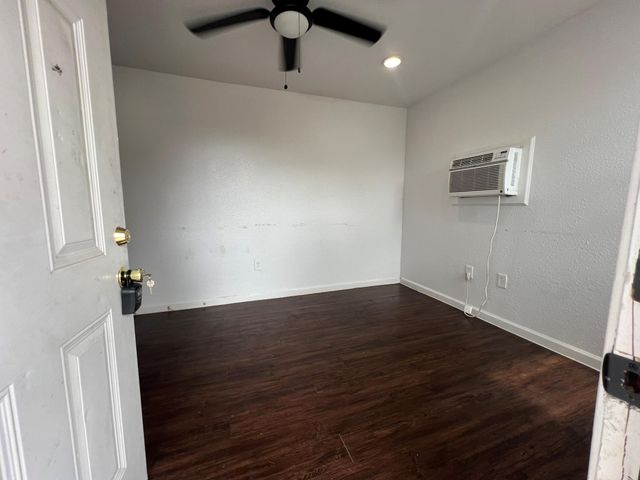 2117 Russell Street, Houston, TX 77026