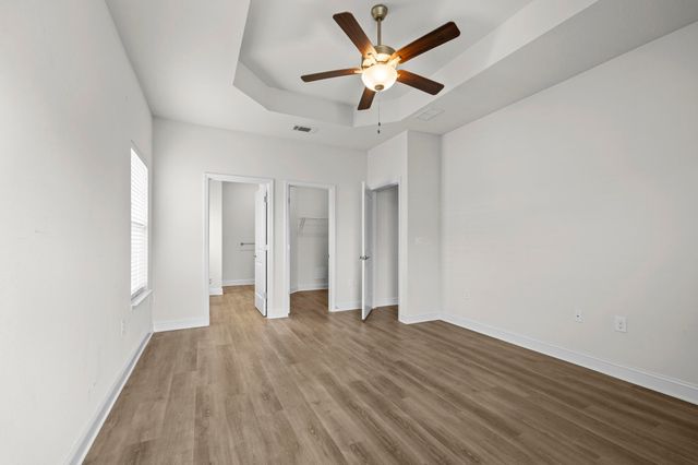 467 Marquis Way, Freeport, FL 32439